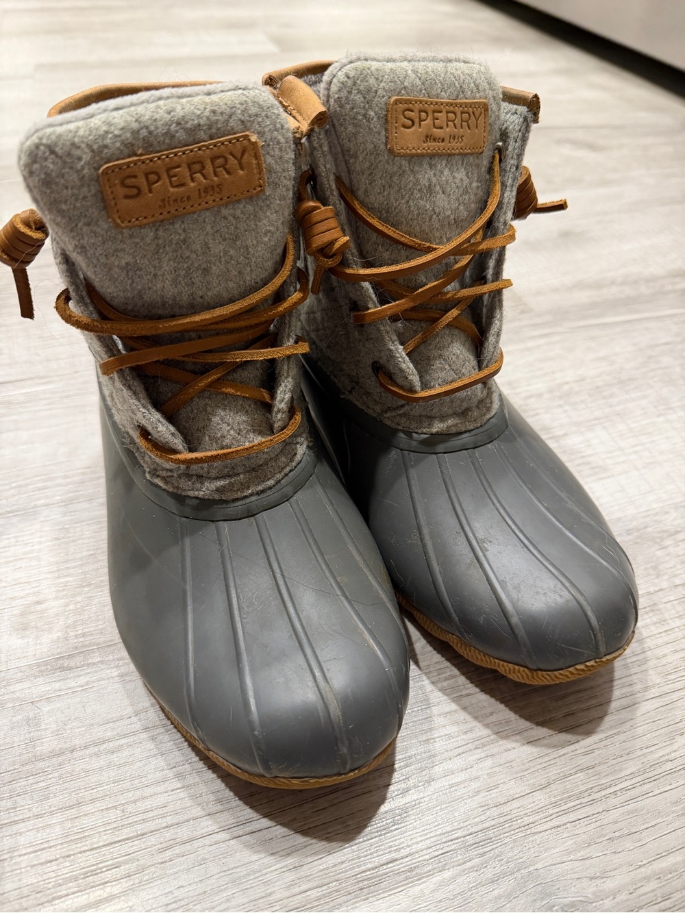 Sperry Kids Gray & Tan Wool-Top Waterproof Boots